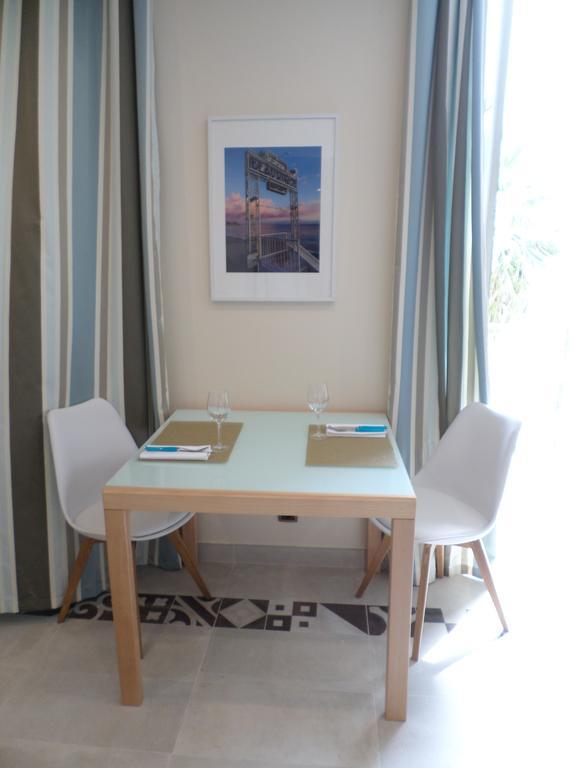 Apartment - Promenade Des Anglais Nice Room photo